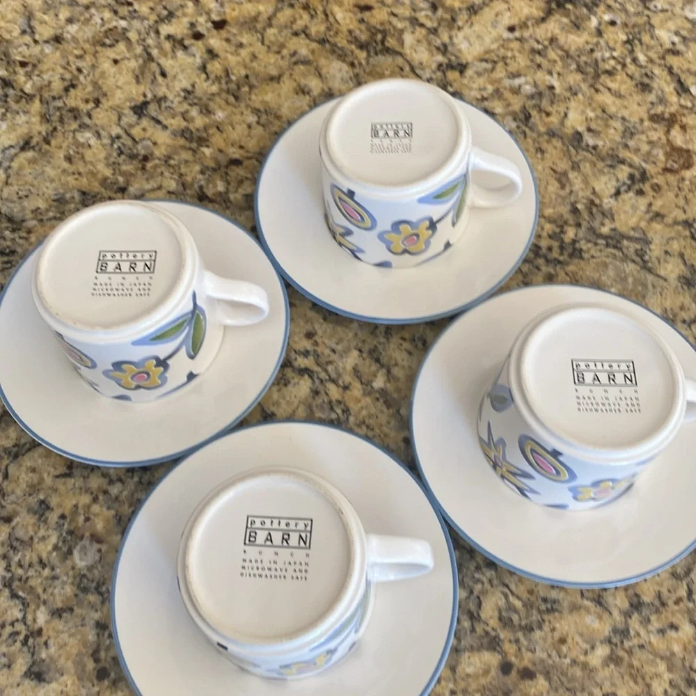 Pottery Barn off-white, Blue and Yellow Bunch, coffee/tea Mugs. Set of 4